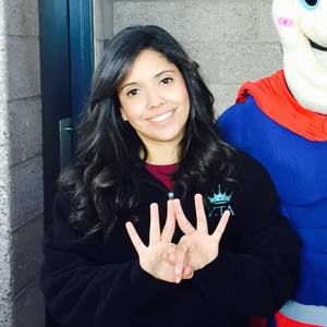 Meet your Posher, Alejandra